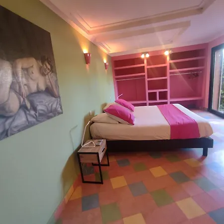 Rose Opale, 9 Couple Only Au Village Naturiste