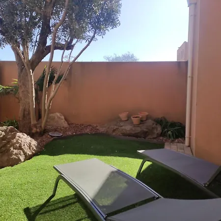 Hotel typu riad Rose Opale, 9 Couple Only Au Village Naturiste Agde